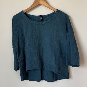 Khangura | Linen Blend Half Sleeve Top in Dark Teal Blue Made in USA | Size M
